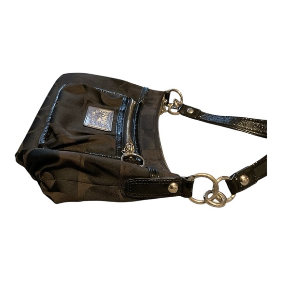 Vintage Y2K Coach Poppy Shoulder bag with signature C design in black on black - Picture 4 of 7